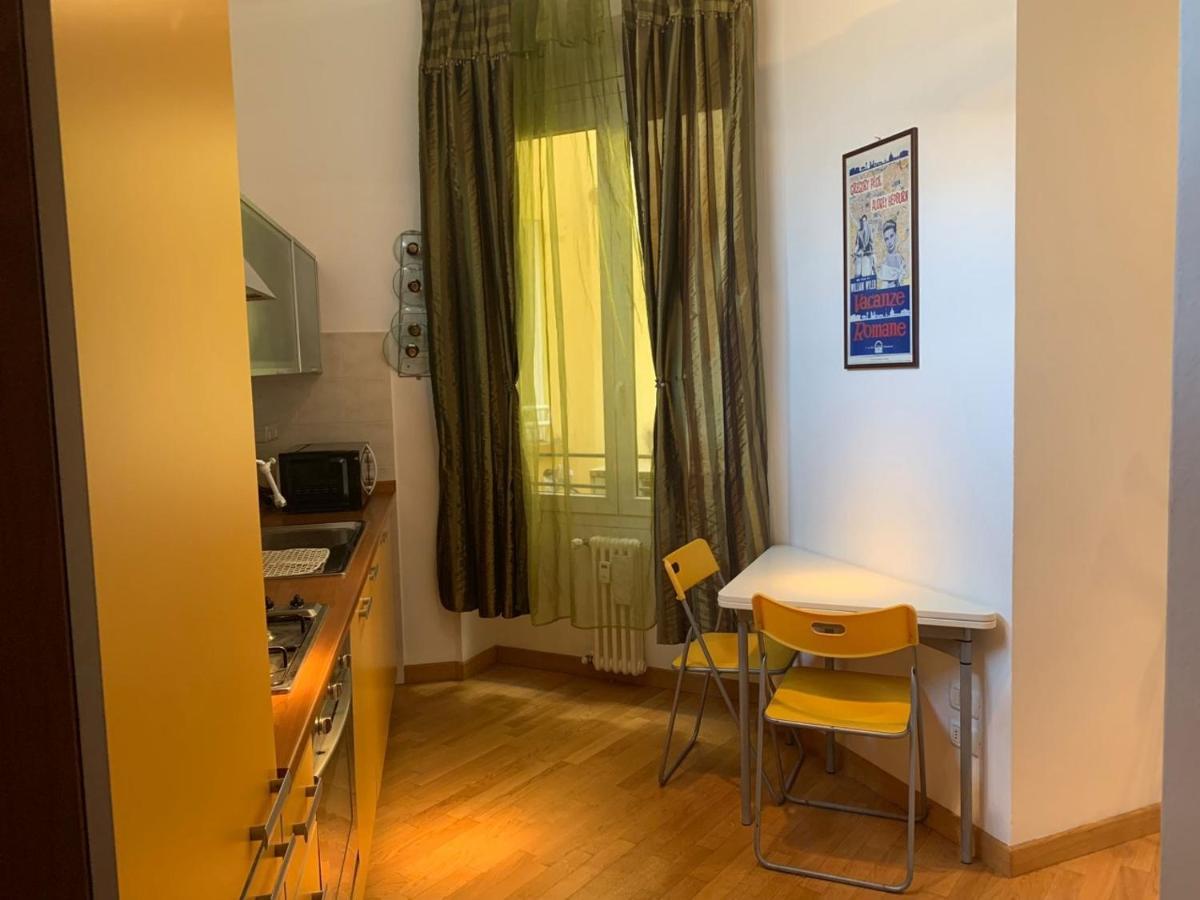 Flat Beetwen Centre And Railway Station!! Apartamento Bolonia